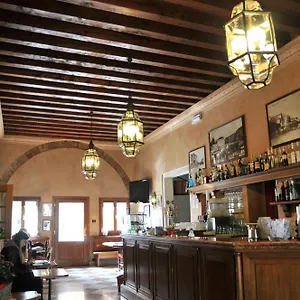 2* Hotel 5 Colonne